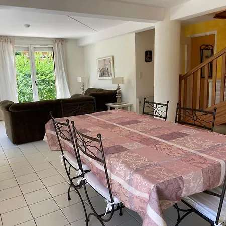 5019 Septentrion 13 Villa